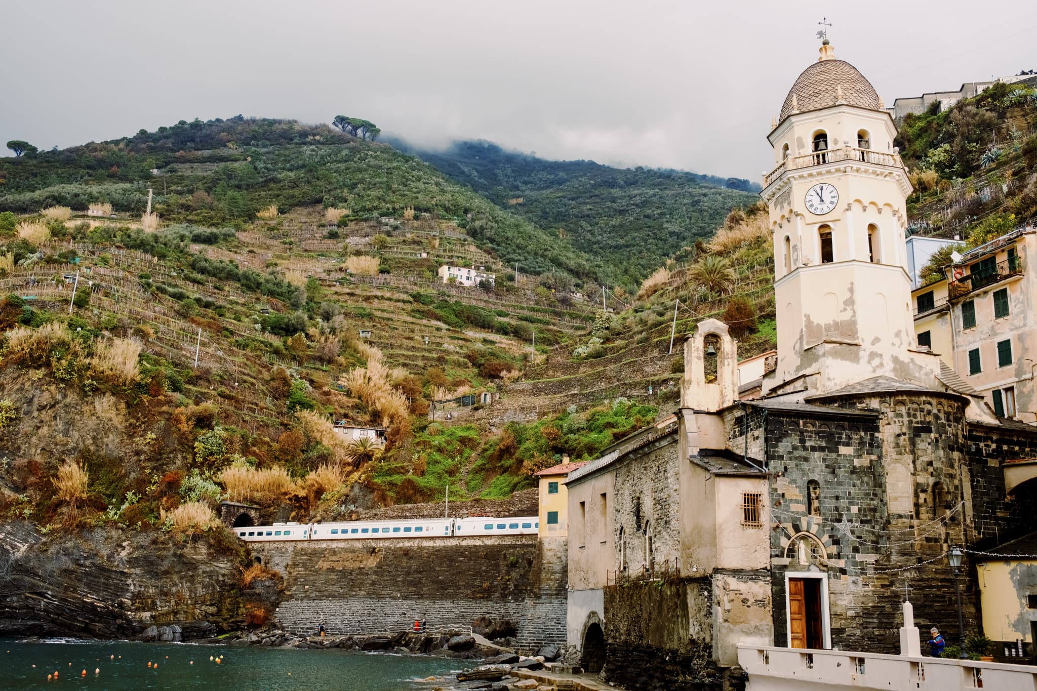 Cinque Terre, Italy photo 3